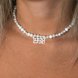 Gargantilla de Perlas con Año en Plata de Ley